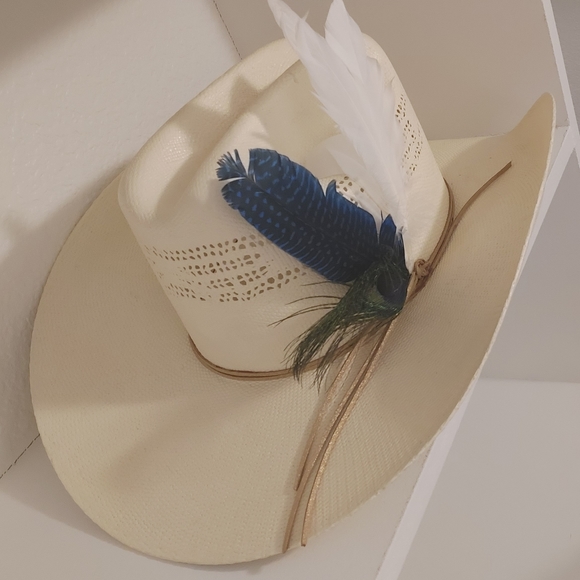 Custom Cowboy Hat with original peacock 🦚 and Geese feathers 🪶. 7 1/4 size. - Picture 2 of 5